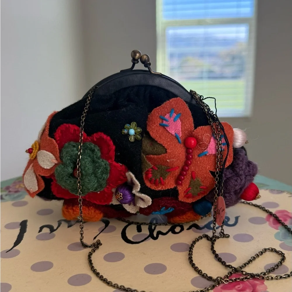 Embroidered Floral Black Clutch